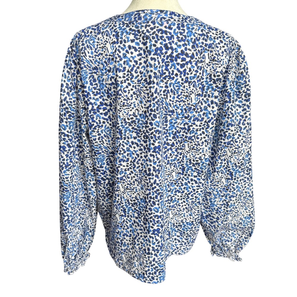 Lilly Pulitzer "Coulter" Tunic Sz L Blue Leopard Print V Neck Ruffle Cuffs - Picture 9 of 16